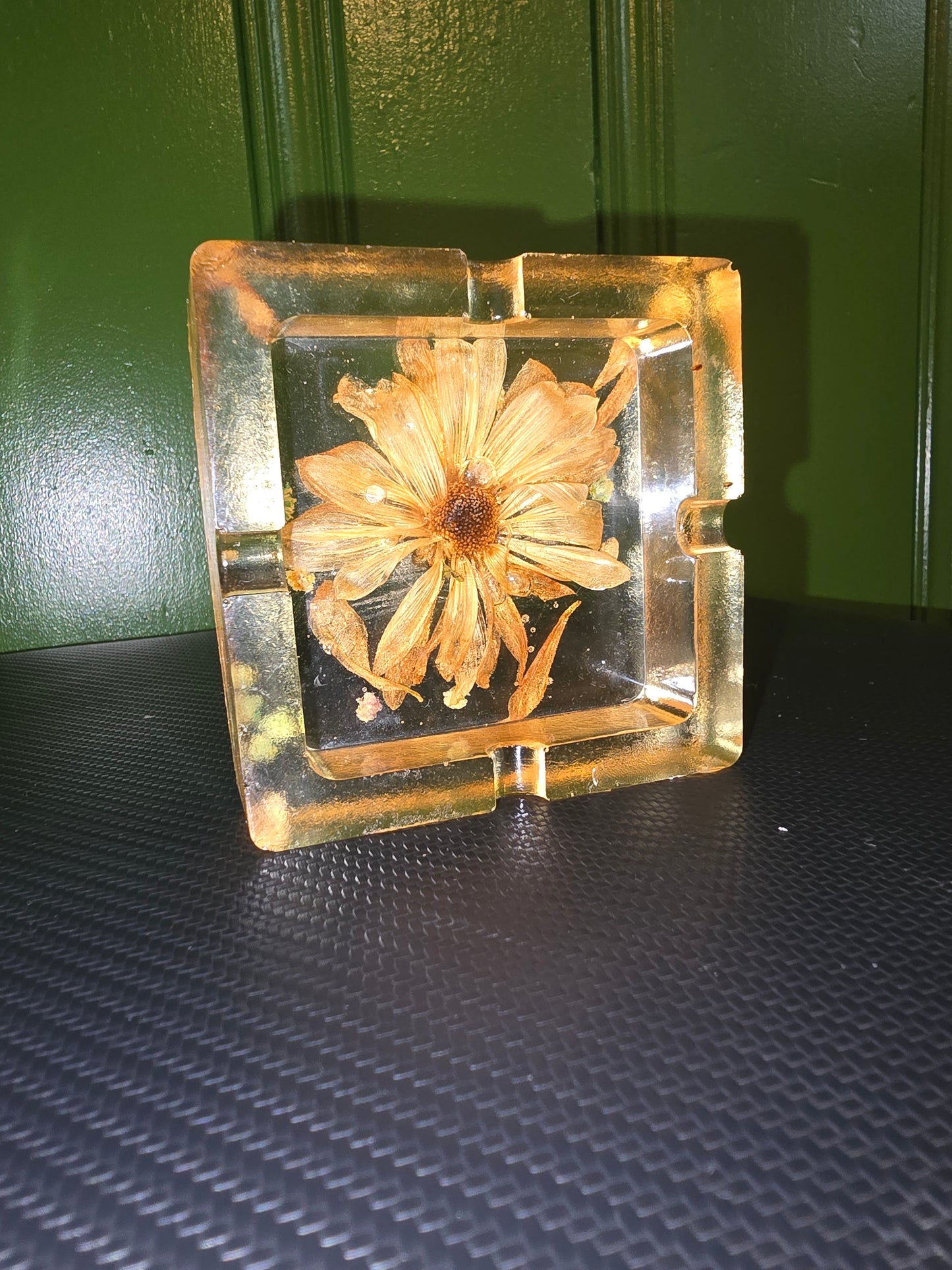 Flower ash tray/jewlry dish